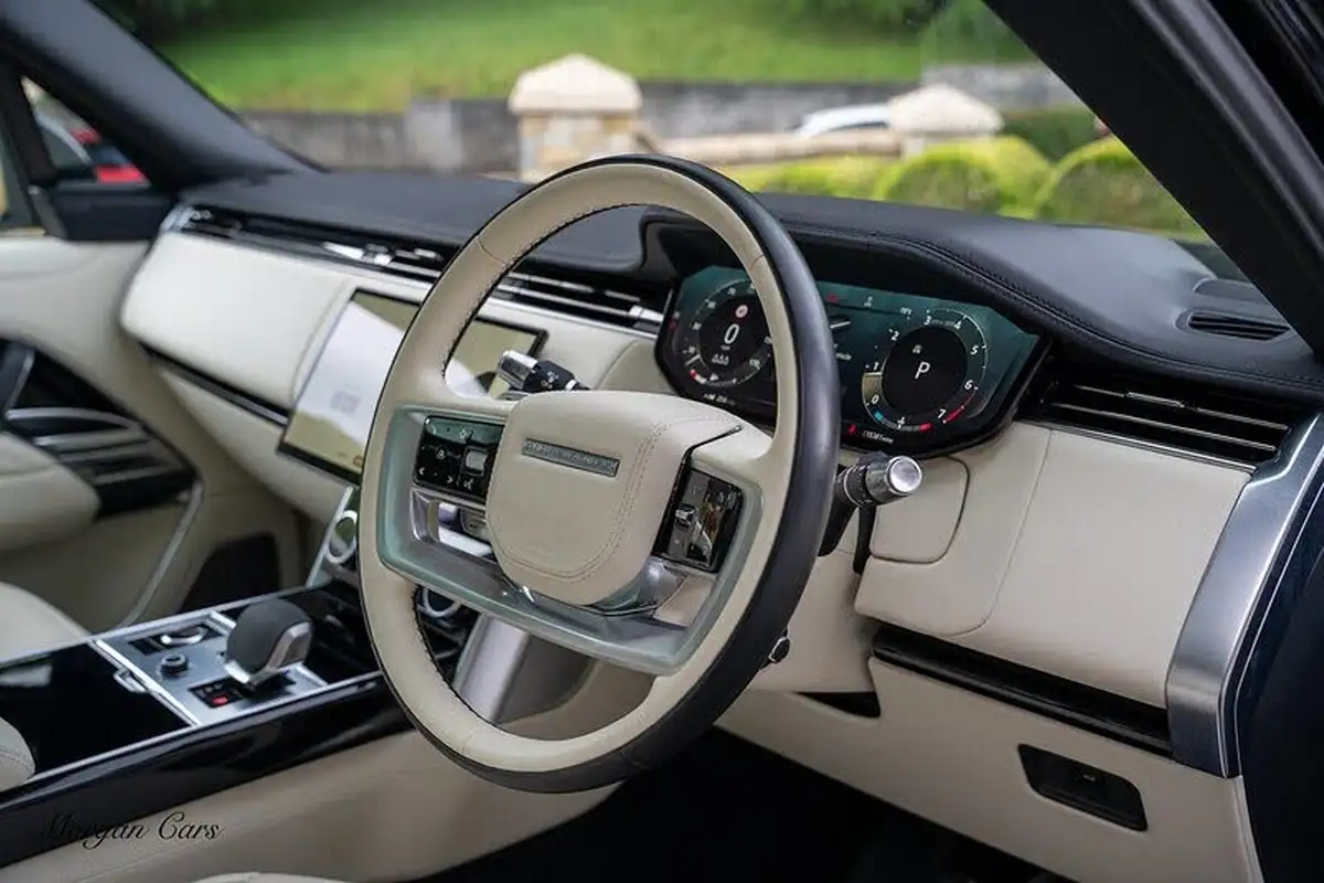 2022-land-rover-range-rover-30-p400-autobiography-big-32
