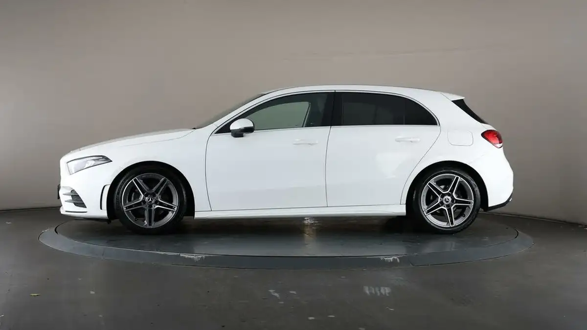 2021-mercedes-benz-a-class-13-a180-amg-line-hatchback-5d-big-29