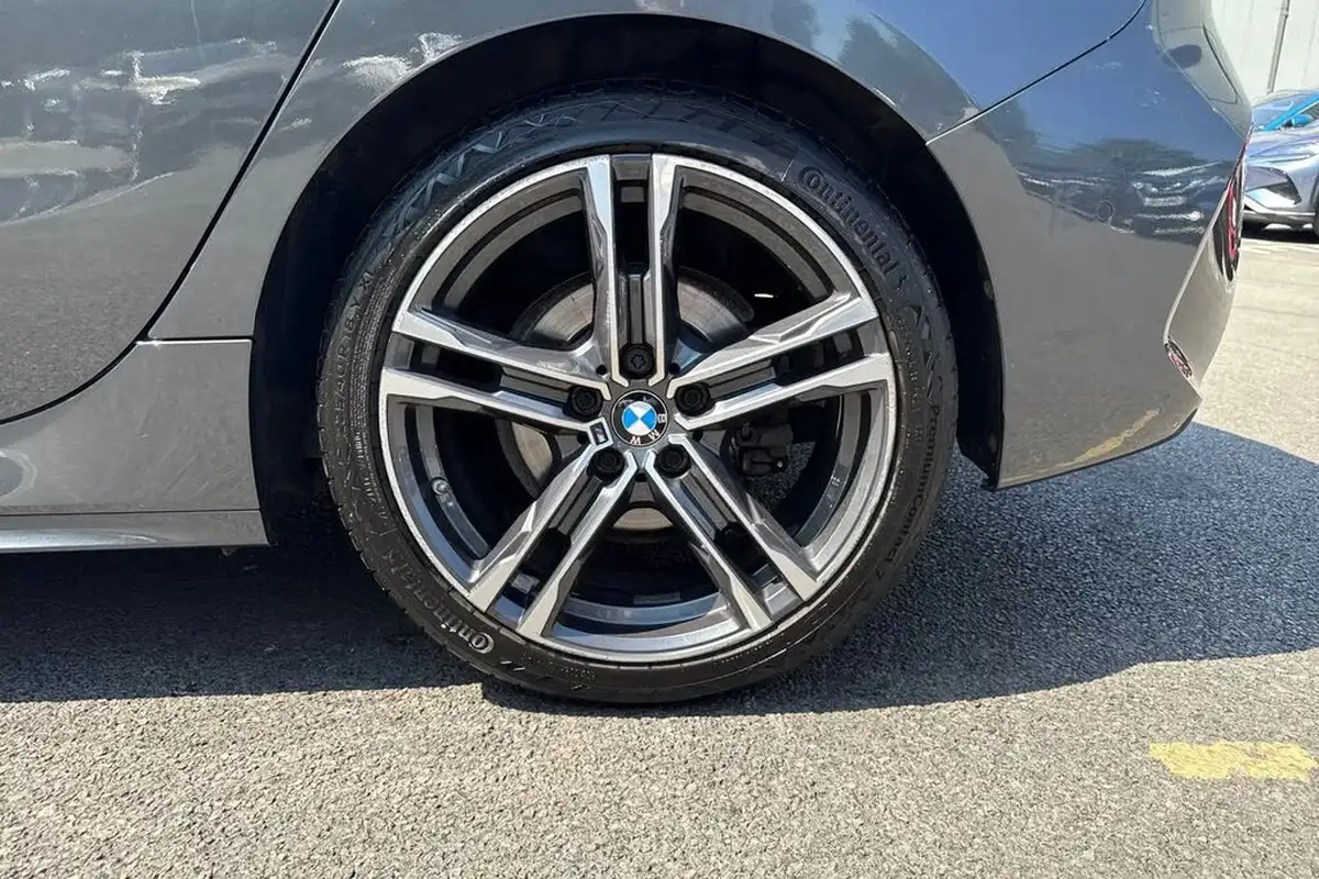 2021-bmw-1-series-15-118i-m-sport-lcp-big-22