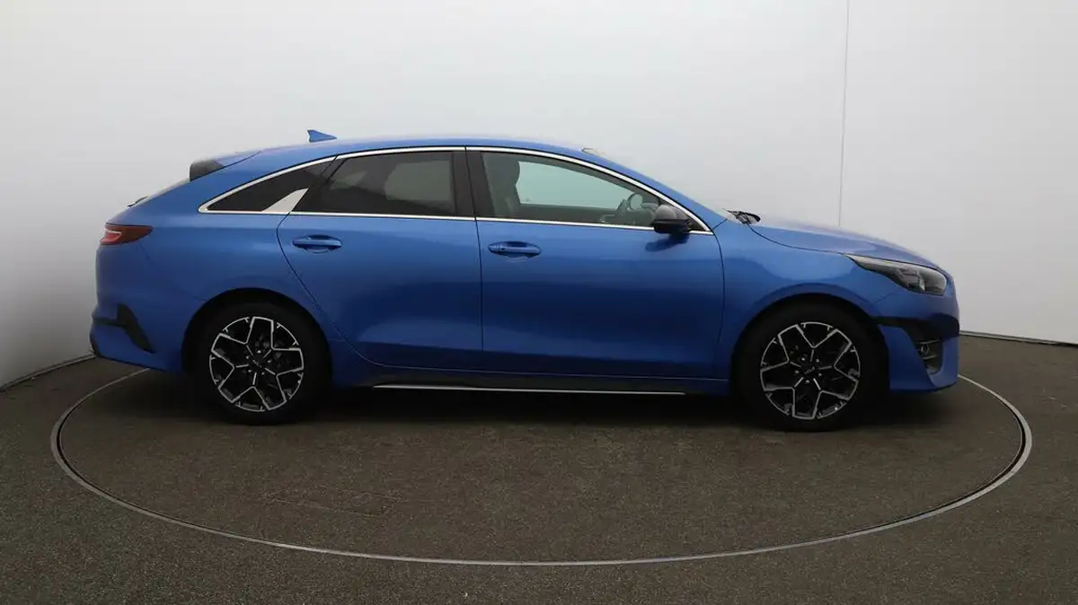 2022-kia-pro-ceed-15-t-gdi-gt-line-big-48