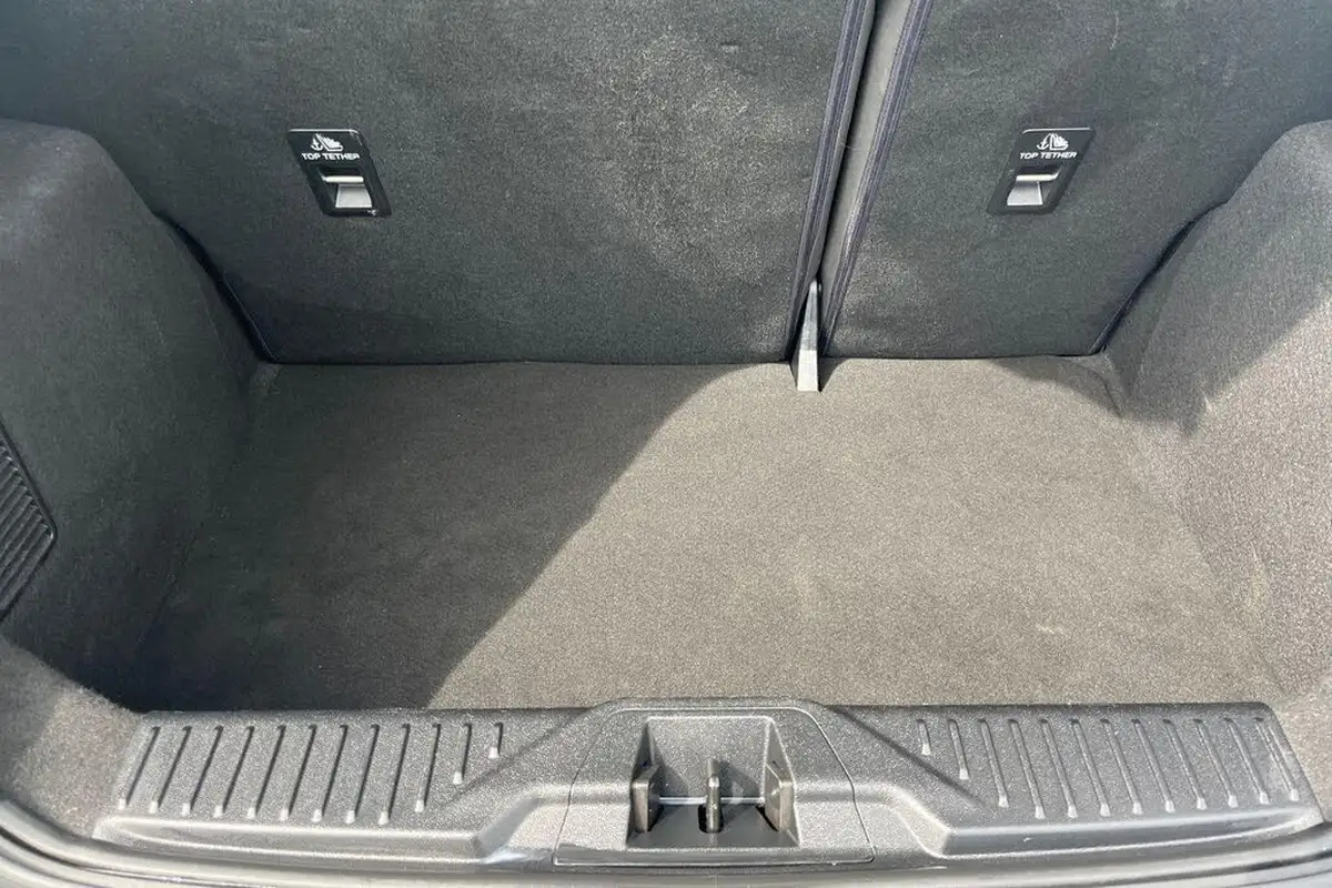 2022-ford-fiesta-10t-titanium-vignale-125ps-hybrid-mhev-powershift-big-19