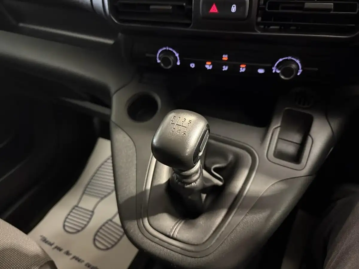 2022-vauxhall-combo-15cdti-dynamic-2000-100pseu6d-big-29