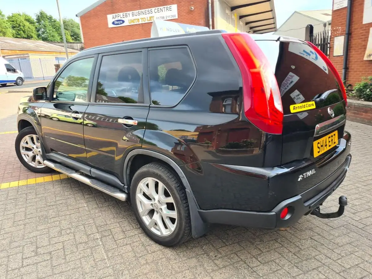 2014-nissan-x-trail-20td-n-tec-big-13