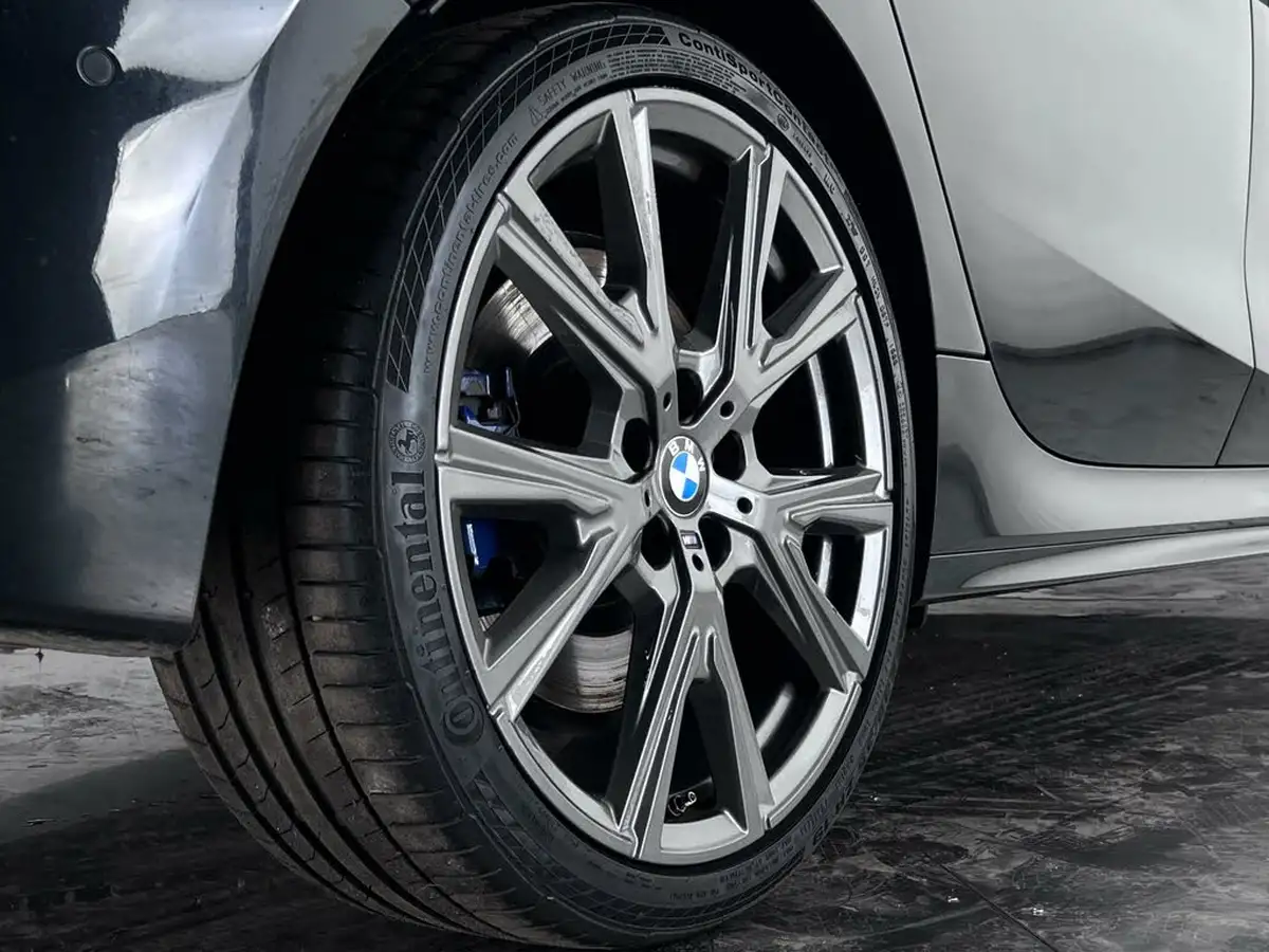 2019-bmw-1-series-20-m135i-xdrive-big-10