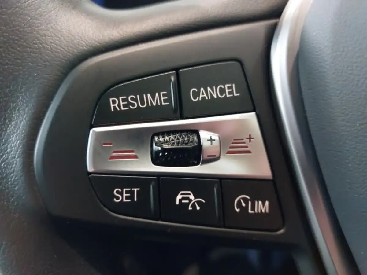 2024-bmw-i4-e-edrive35-sport-big-13