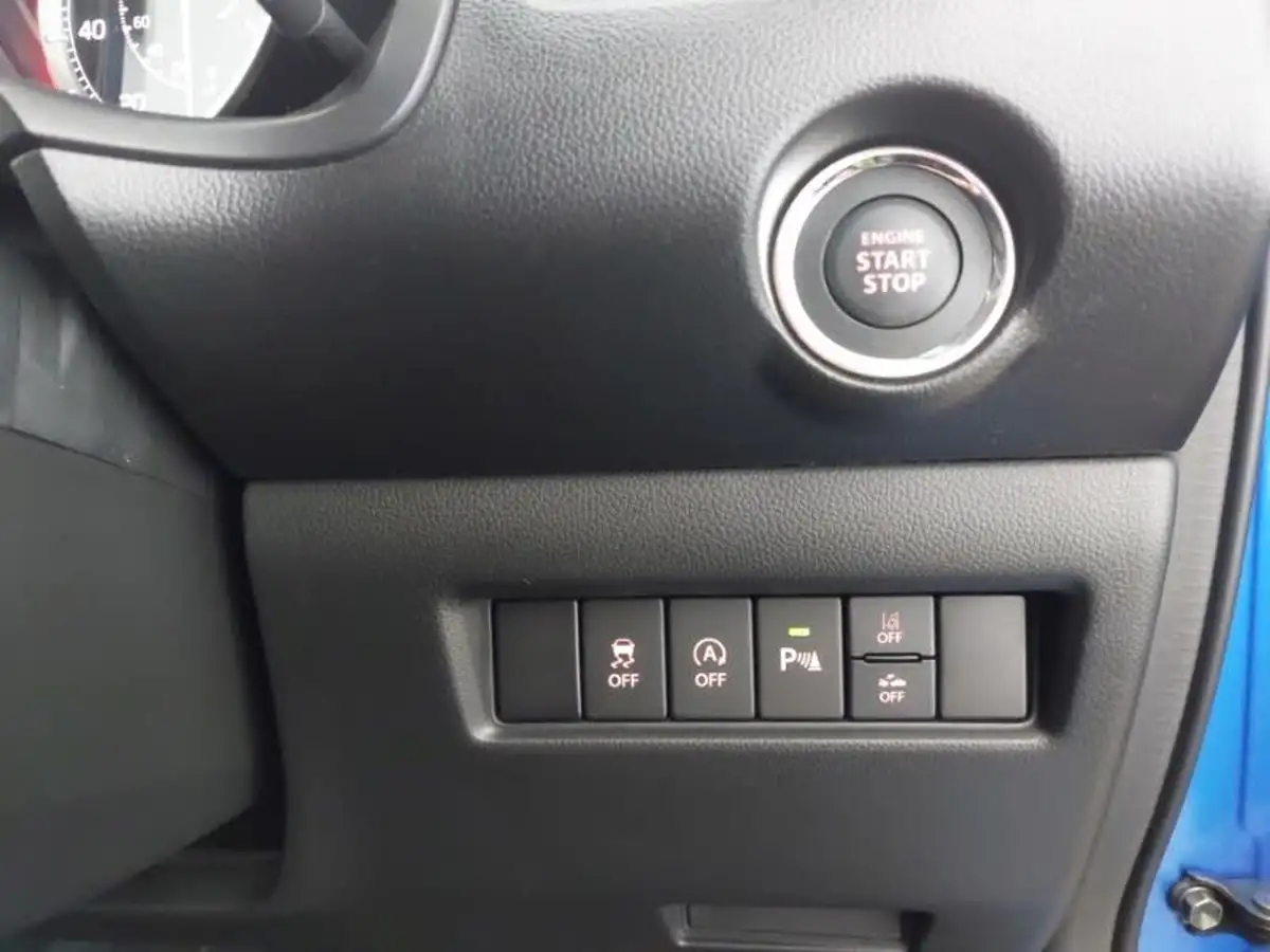 2022-suzuki-swift-12-dualjet-sz5-cvt-big-11
