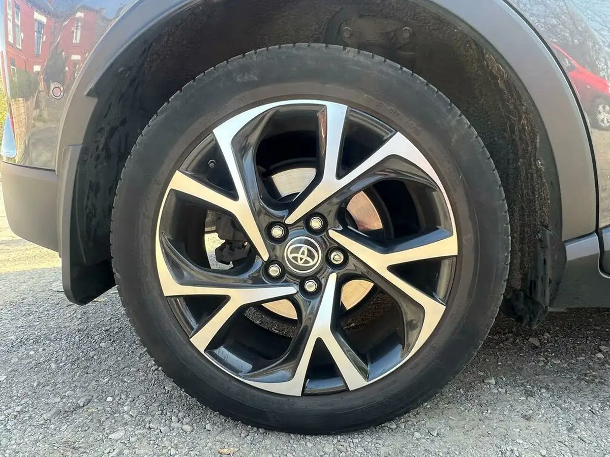 2021-toyota-c-hr-18-vvt-i-design-big-74