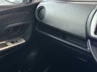 2014-toyota-yaris-small-19