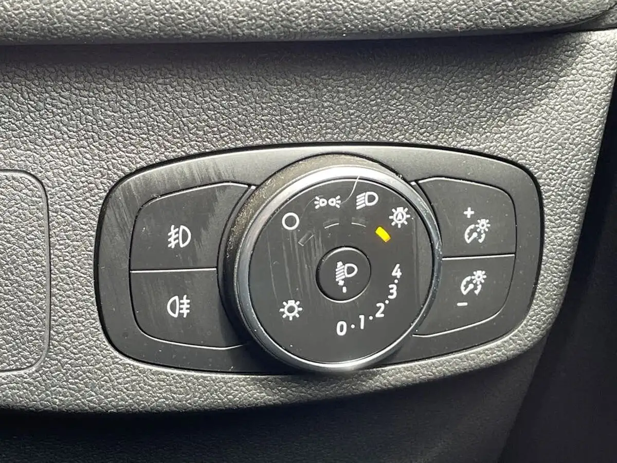 2021-ford-focus-10t-st-line-x-edition-155ps-hybrid-mhev-hatchback-big-33
