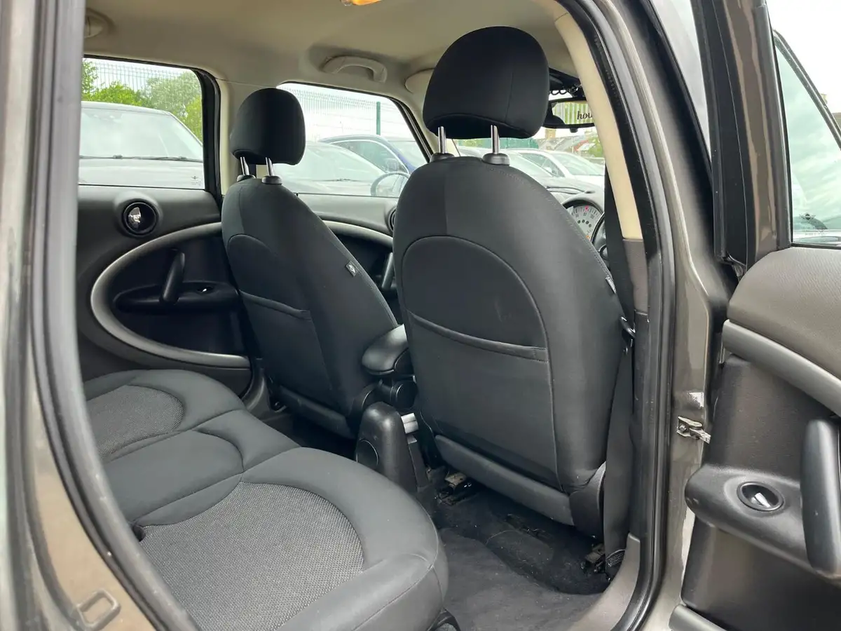 2012-mini-countryman-16td-cooper-big-20