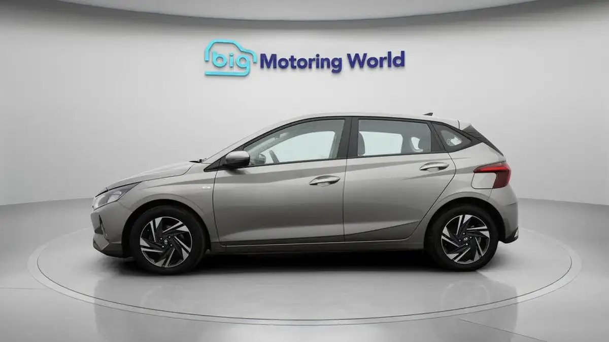 2022-hyundai-i20-10-t-gdi-se-connect-eclutch-imt-big-4