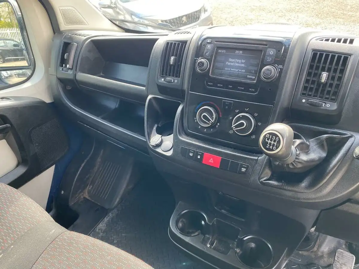 2017-citroen-relay-20bluehdi-35-l3h2-enterprise-130eu6-big-41