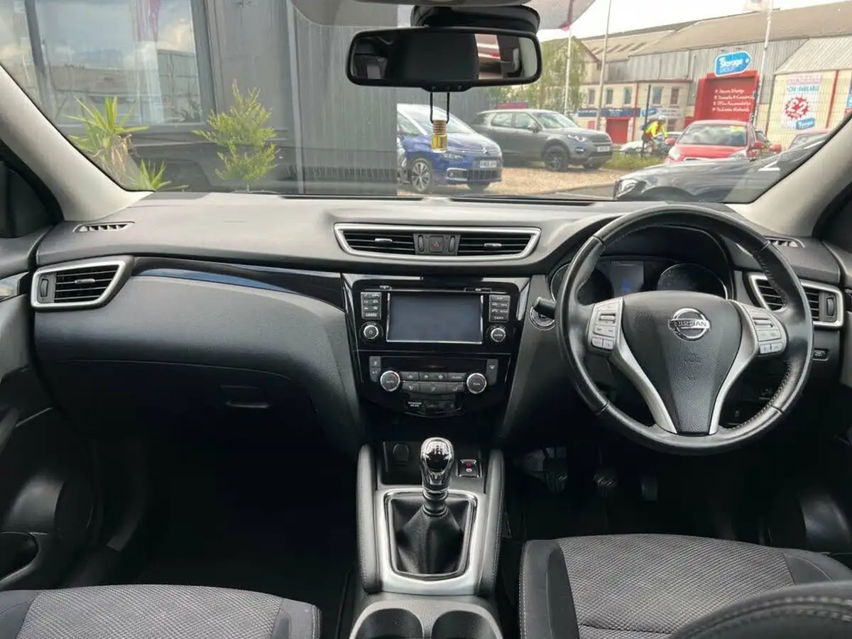 2016-nissan-qashqai-15dci-n-connecta-99g-big-15