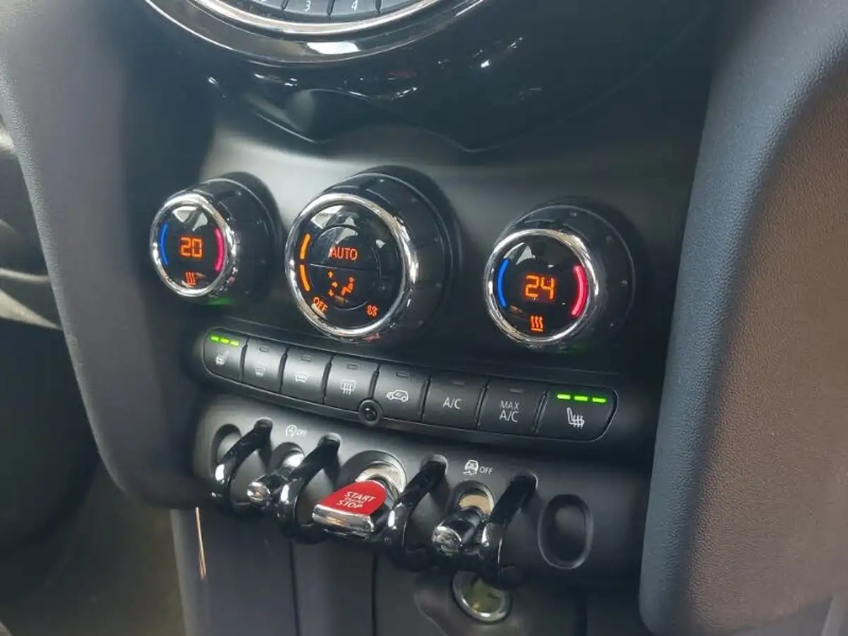 2019-mini-cooper-15-cooper-classic-hatchback-5d-big-15