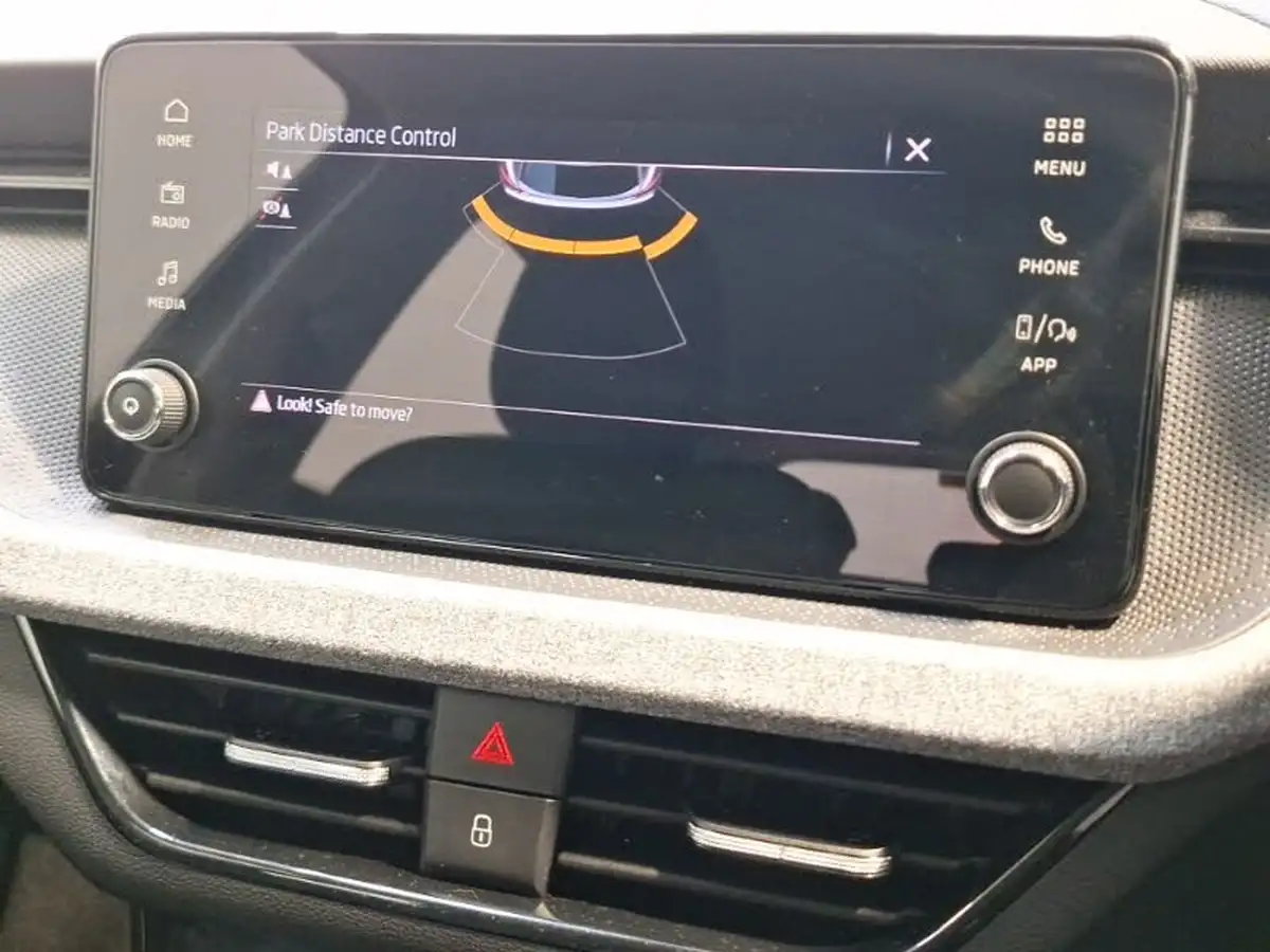2024-skoda-kamiq-10-tsi-se-116ps-dsg-big-9