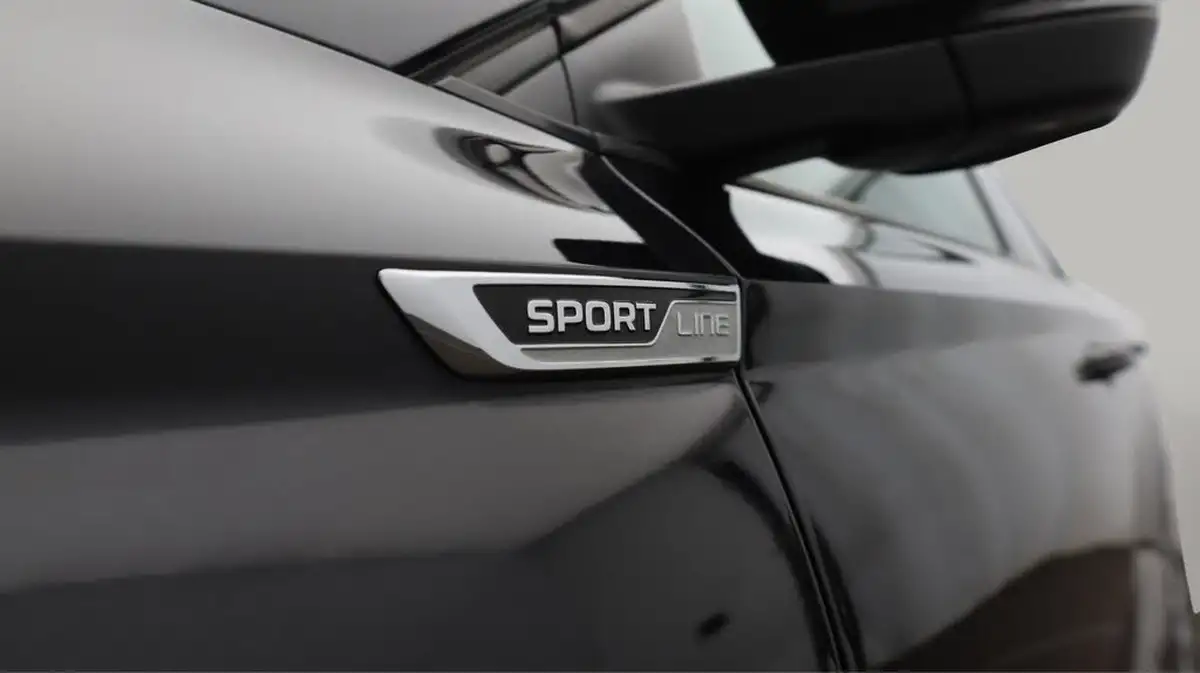 2019-skoda-karoq-20tdi-sportline-150ps-4x4-big-21