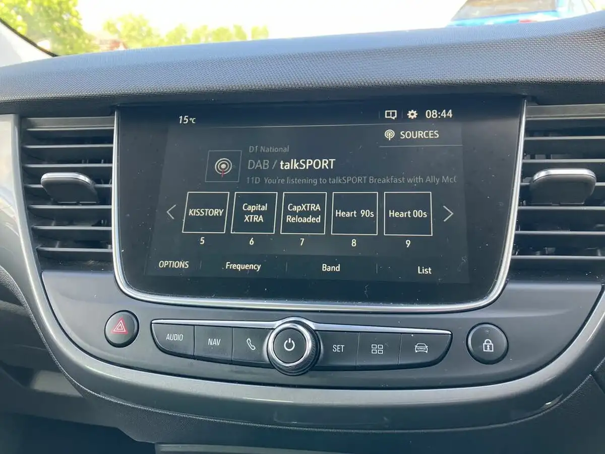 2022-vauxhall-crossland-12-elite-edition-130ps-big-10