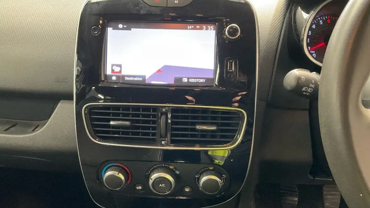 2018-renault-clio-12-dynamique-nav-big-8