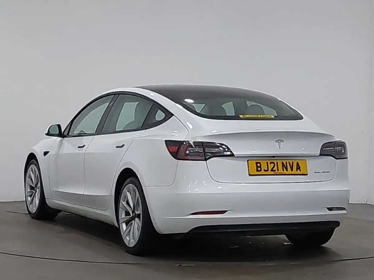 2021-tesla-model-3-e-long-range-4x4-big-1