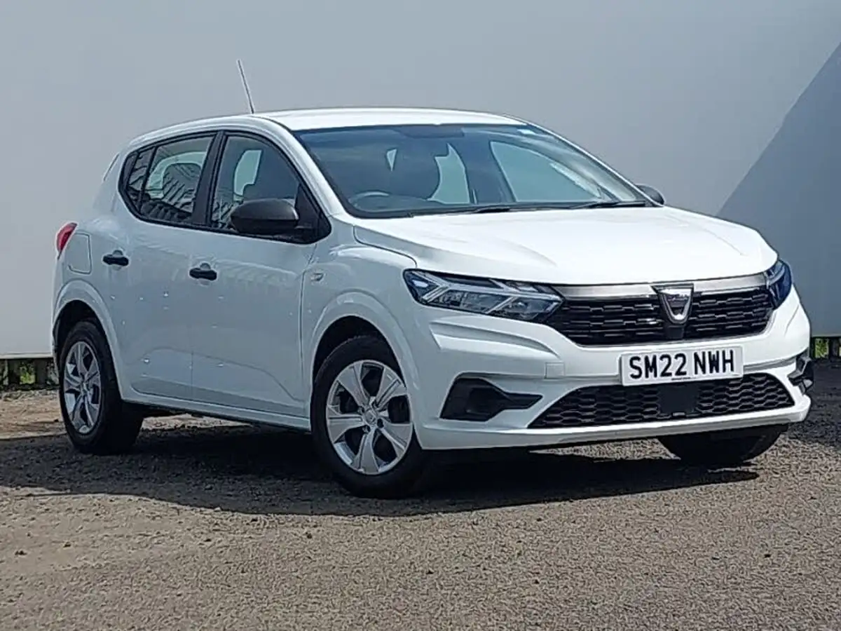 2022-dacia-sandero-10-sce-essential-big-0