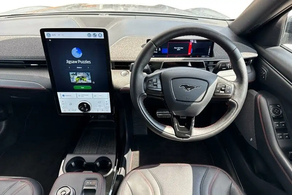 2022-ford-mustang-mach-e-e-extended-range-351ps-awd-big-10