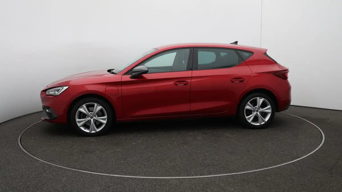 2021-seat-leon-14-e-hybrid-fr-hatchback-big-65