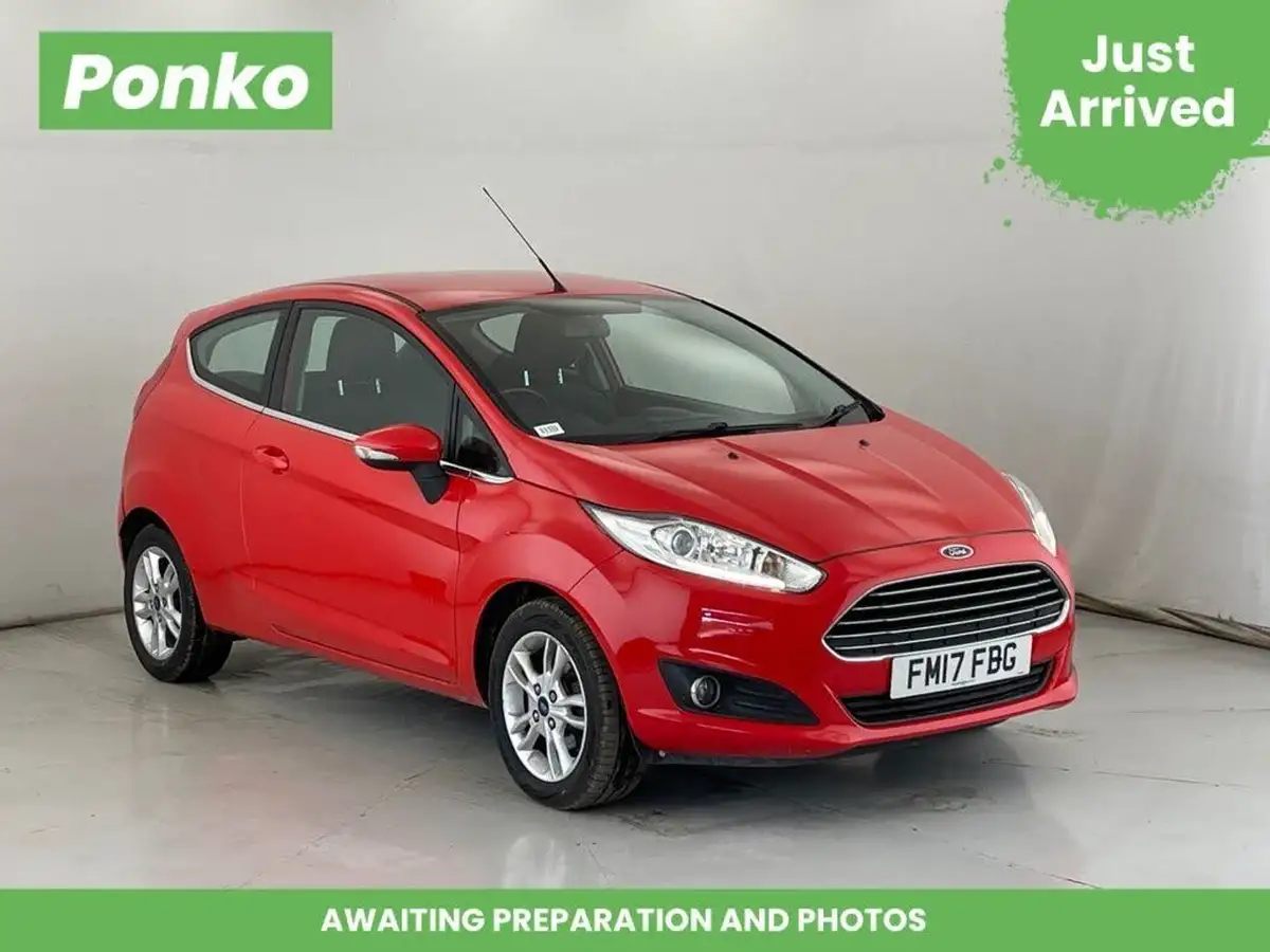 2017-ford-fiesta-125-zetec-3d-big-0