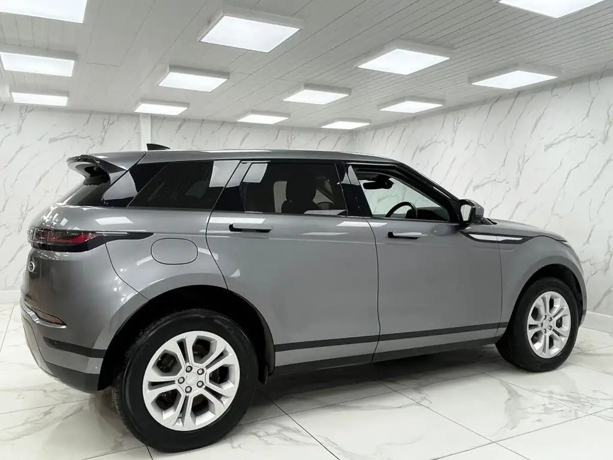 2021-land-rover-range-rover-evoque-15-p300e-s-big-11
