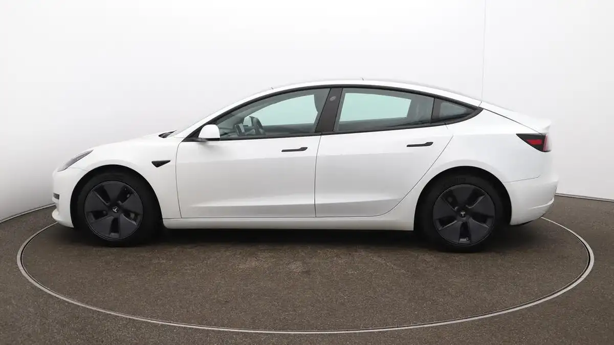 2021-tesla-model-3-e-standard-plus-big-63