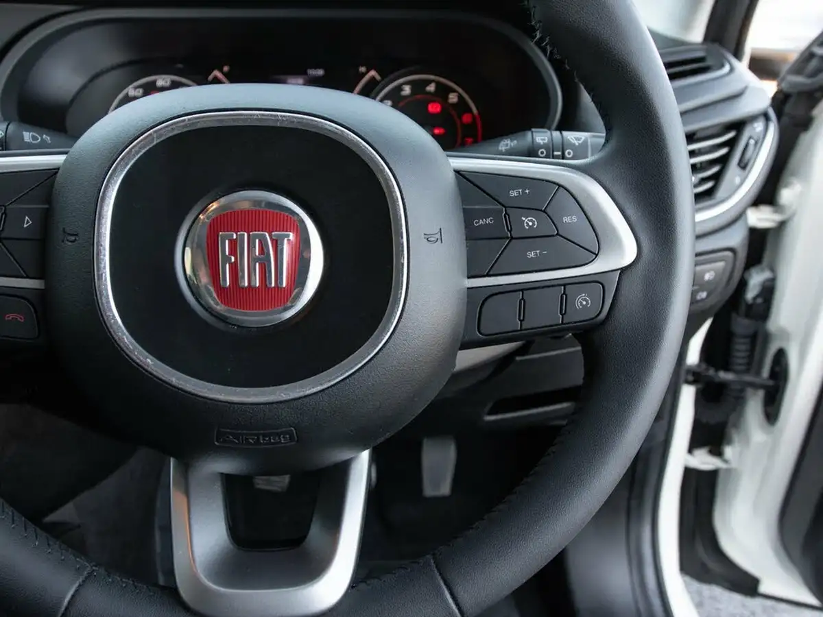 2018-fiat-tipo-14-easy-plus-hatchback-big-19