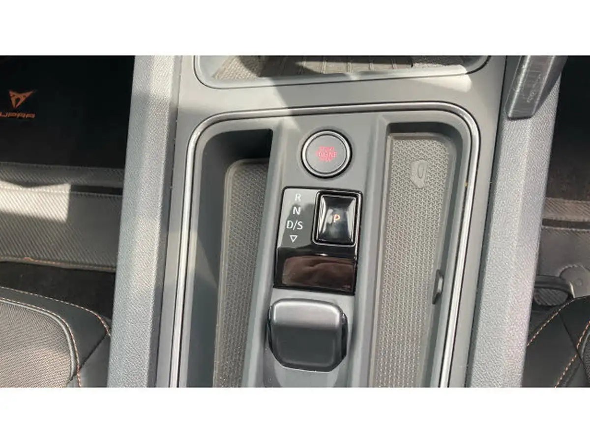 2024-cupra-formentor-14-e-hybrid-v1-big-27