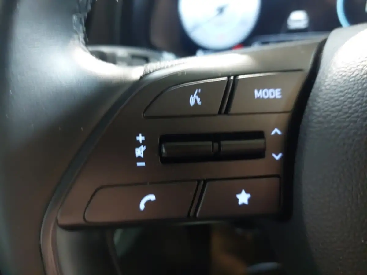 2024-hyundai-kona-e-ultimate-218ps-65kwh-big-12
