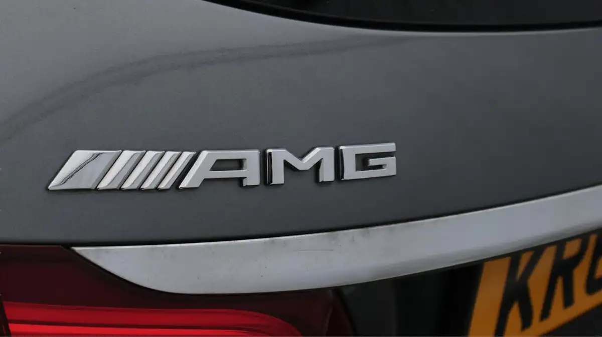 2017-mercedes-benz-c-class-40-c63-amg-premiumss-estate-5d-speedshift-mct-big-23