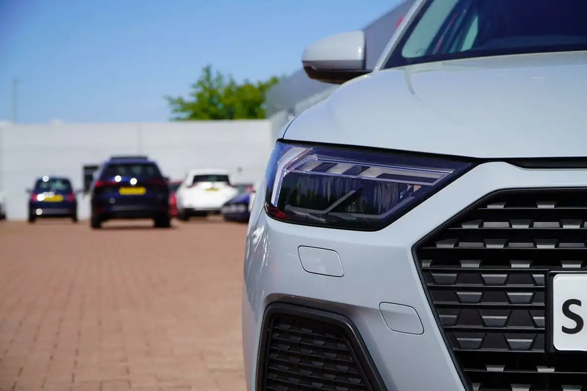 2022-audi-a1-10-25-tfsi-technik-big-23