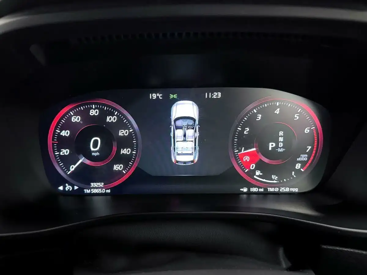2019-volvo-xc40-20-t5-r-design-pro-big-42