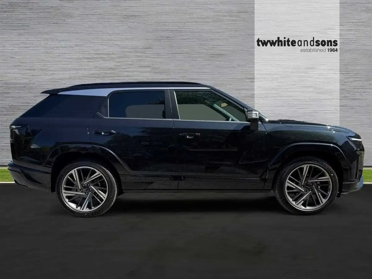 2025-kgm-ssangyong-actyon-15-k50-big-4