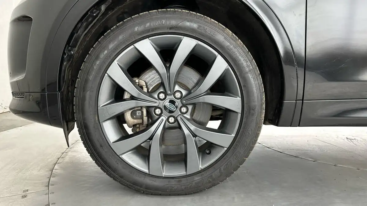 2022-land-rover-discovery-sport-15-p300e-r-dynamic-se-big-23