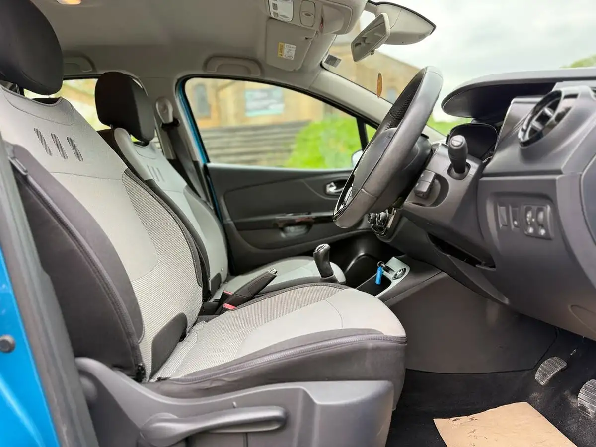 2014-renault-captur-09-dynamique-medianavss-big-12