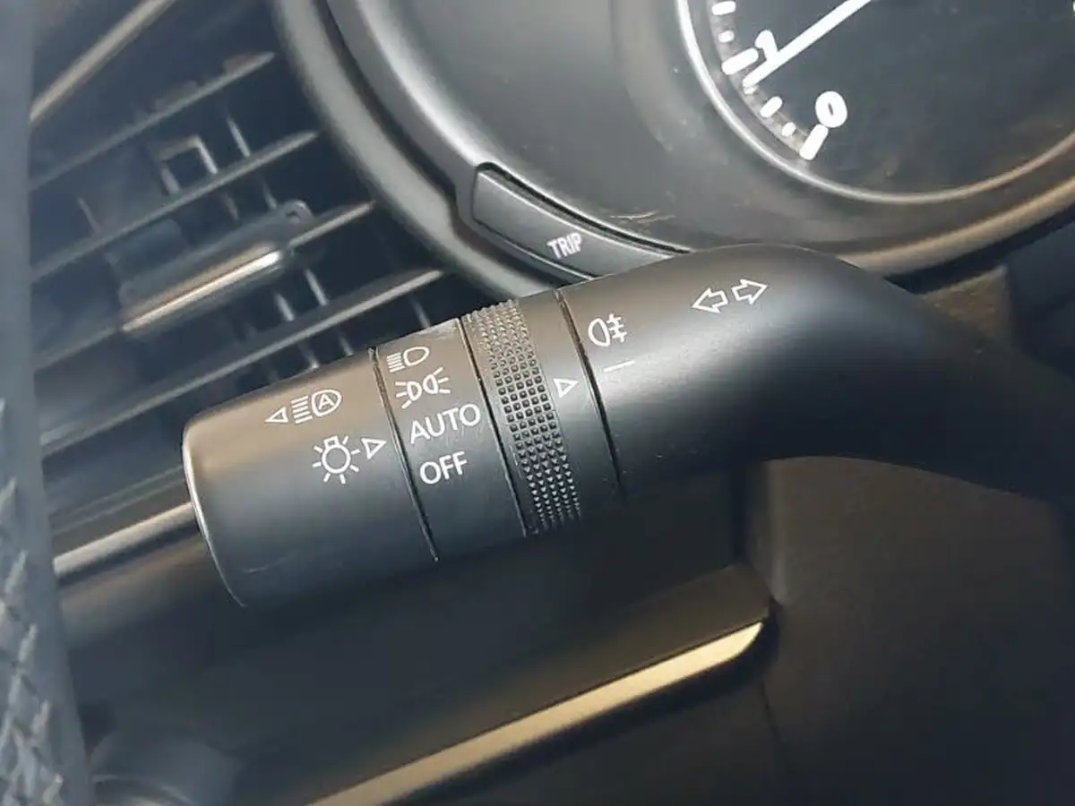 2022-mazda-cx-30-20-e-skyactiv-g-se-l-lux-big-14