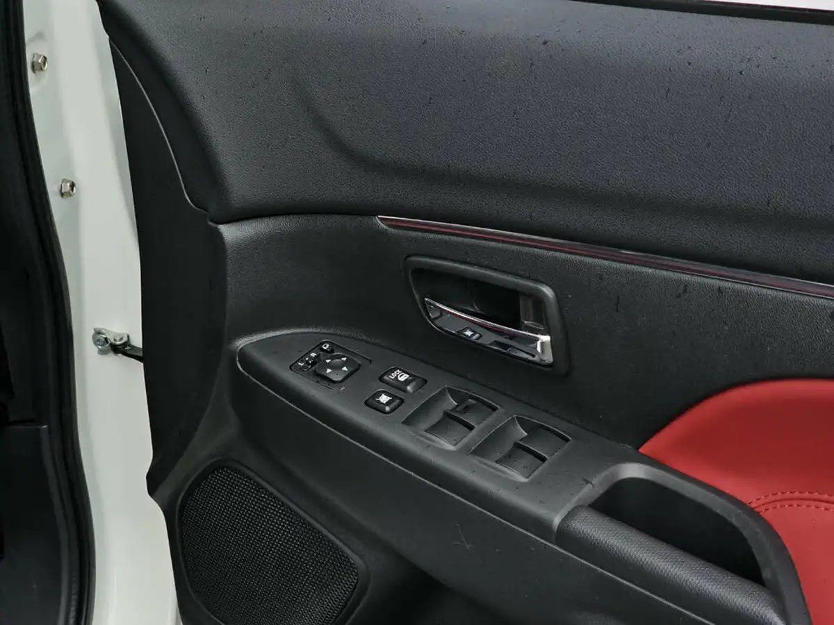 2018-mitsubishi-asx-16d-3-se-big-32