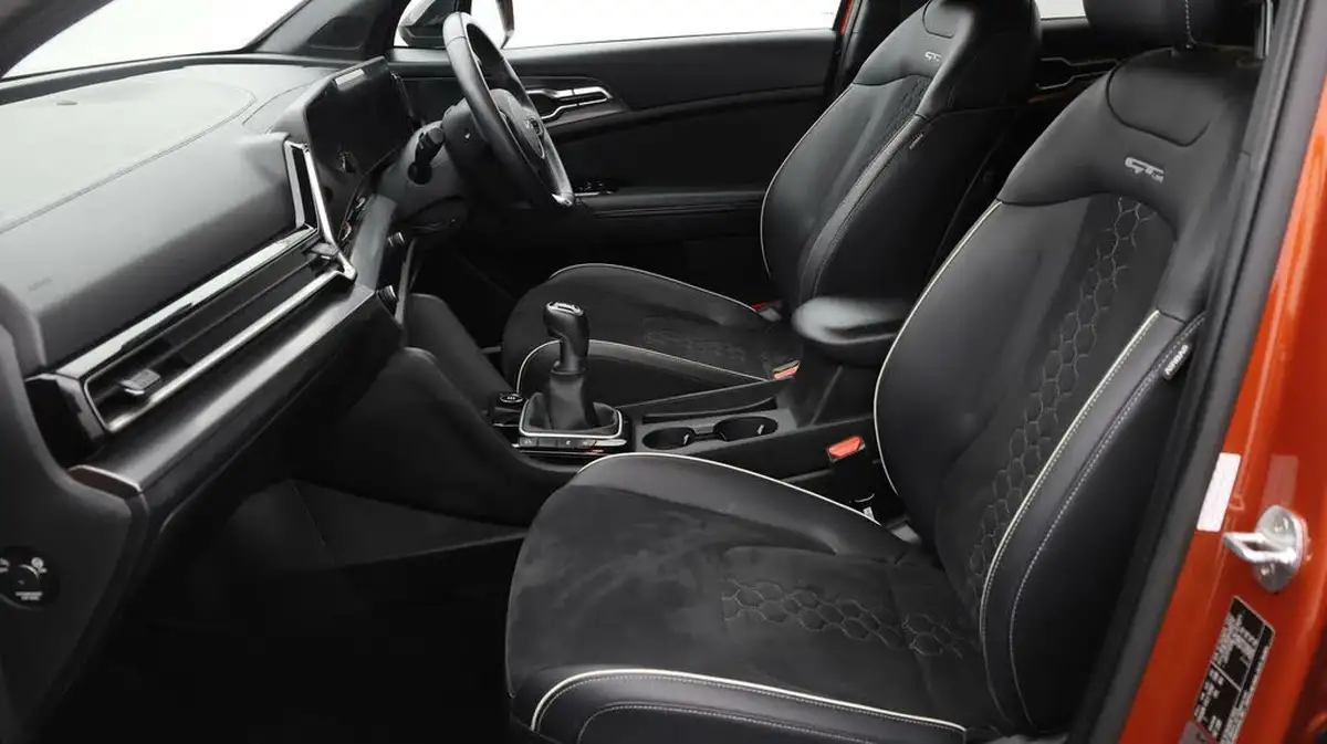 2022-kia-sportage-16-t-gdi-gt-line-148bhp-1598cc-big-13