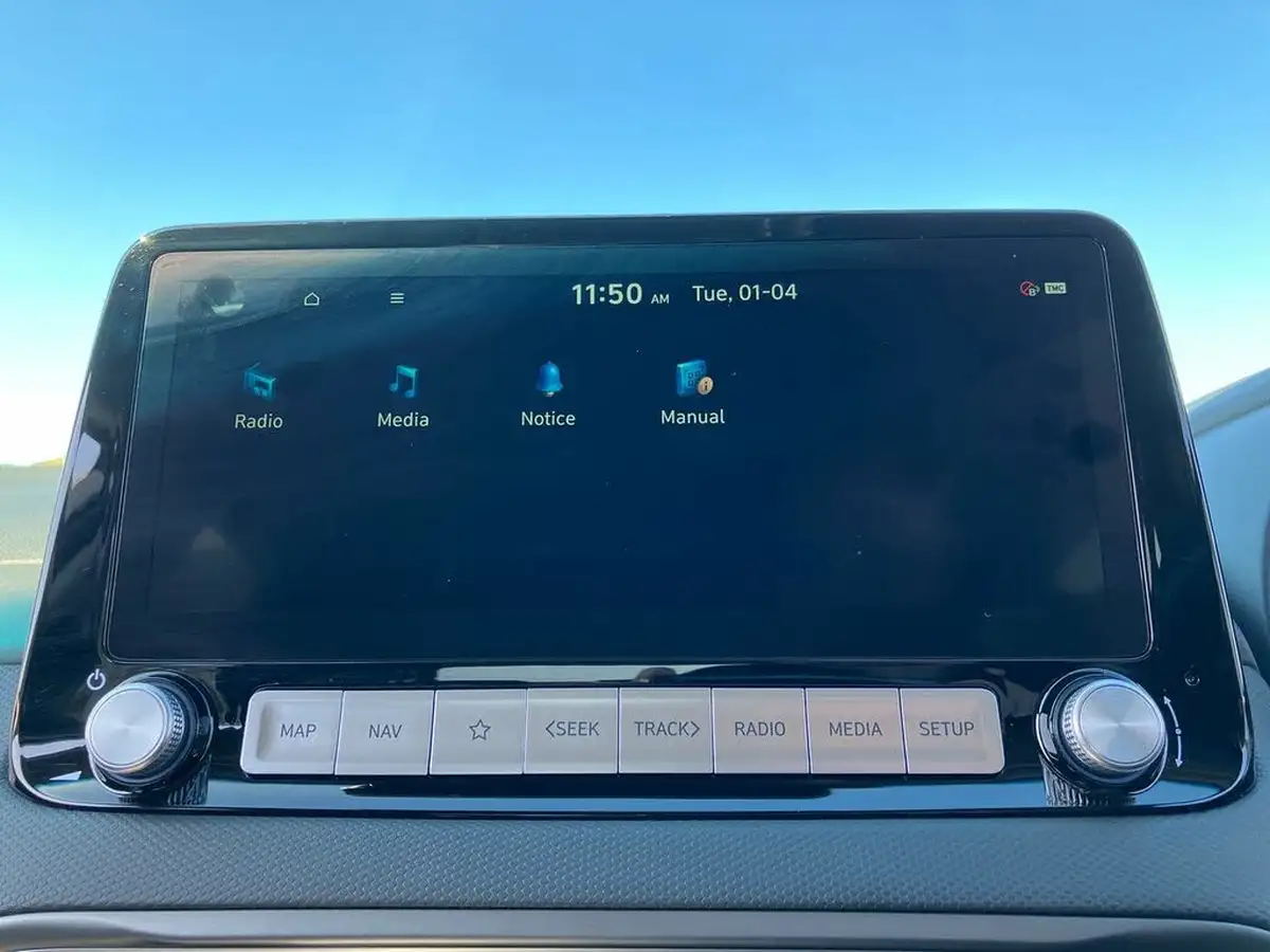 2023-hyundai-kona-e-se-connect-big-38