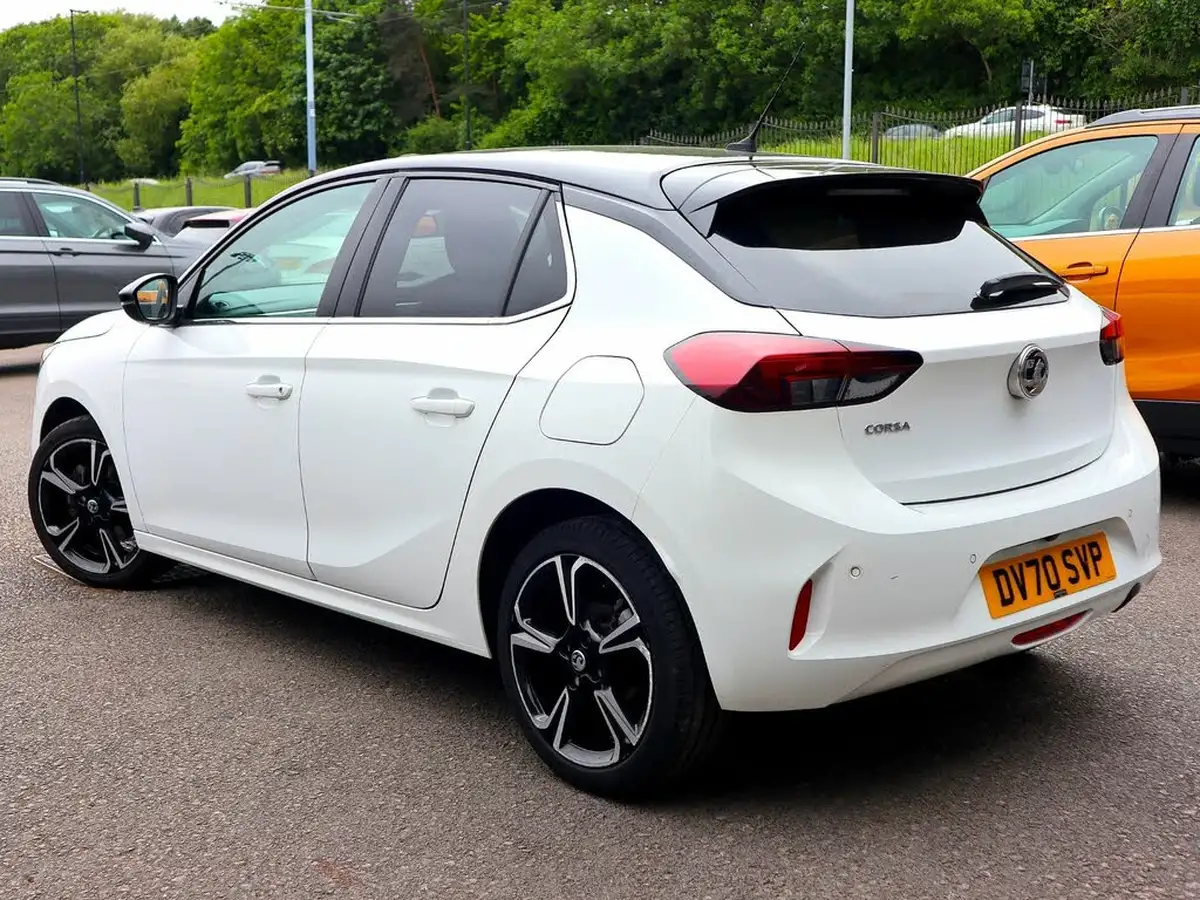 2021-vauxhall-corsa-12-turbo-elite-nav-premium-big-1