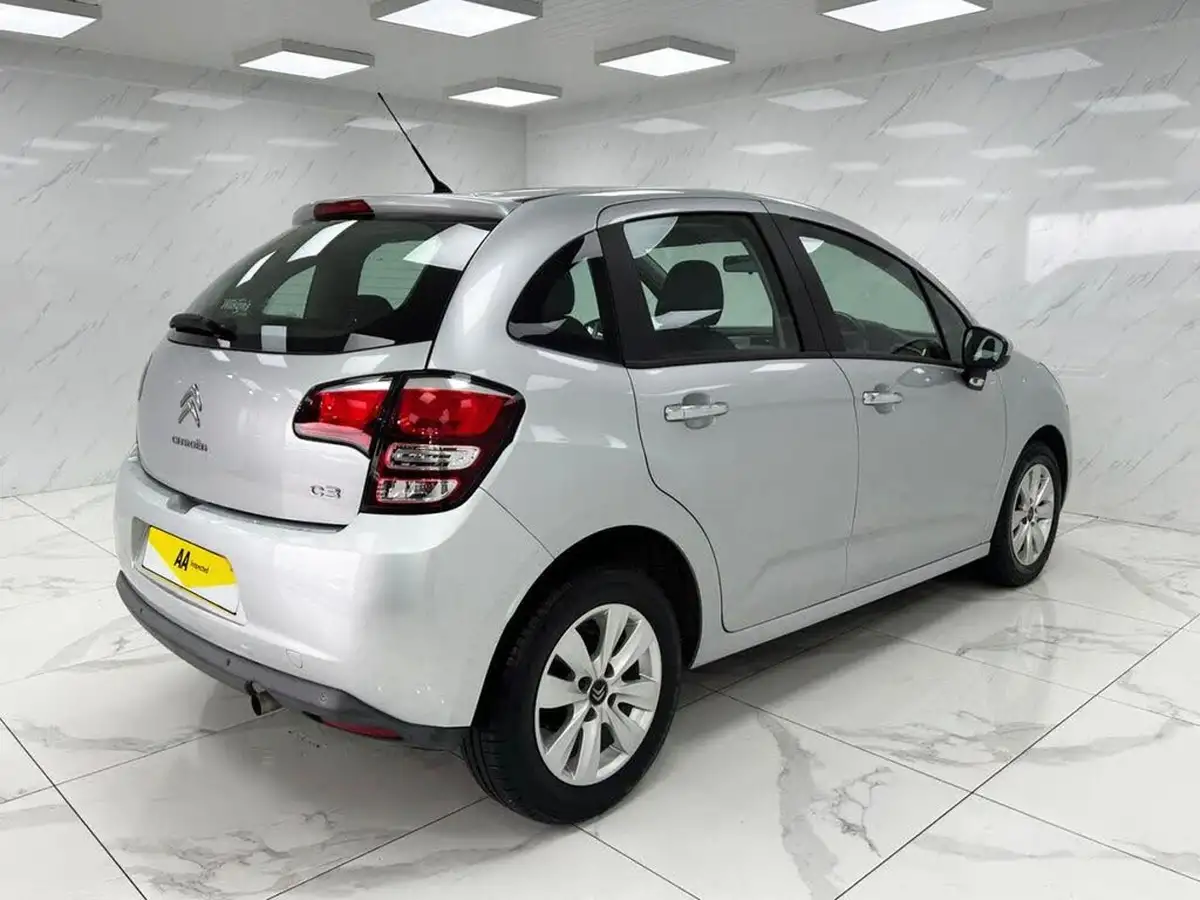 2015-citroen-c3-12-vtr-big-8