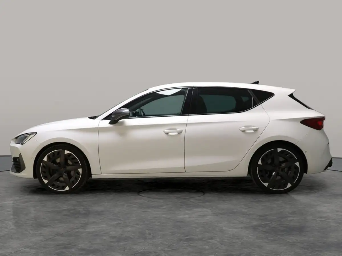 2023-cupra-leon-nf-20-tsi-vz3-300ps-hatchback-big-16