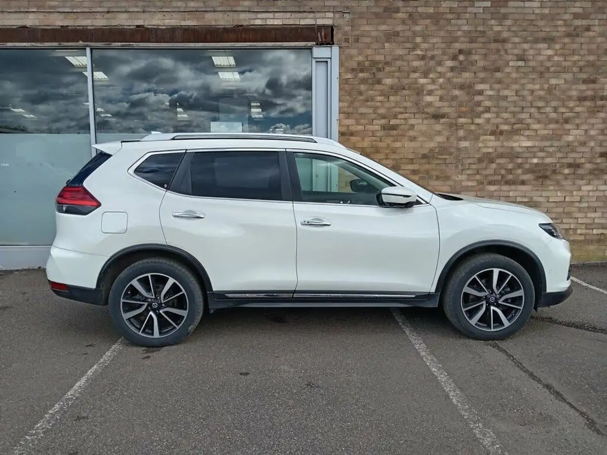 2019-nissan-x-trail-13-dig-t-tekna-5-big-1