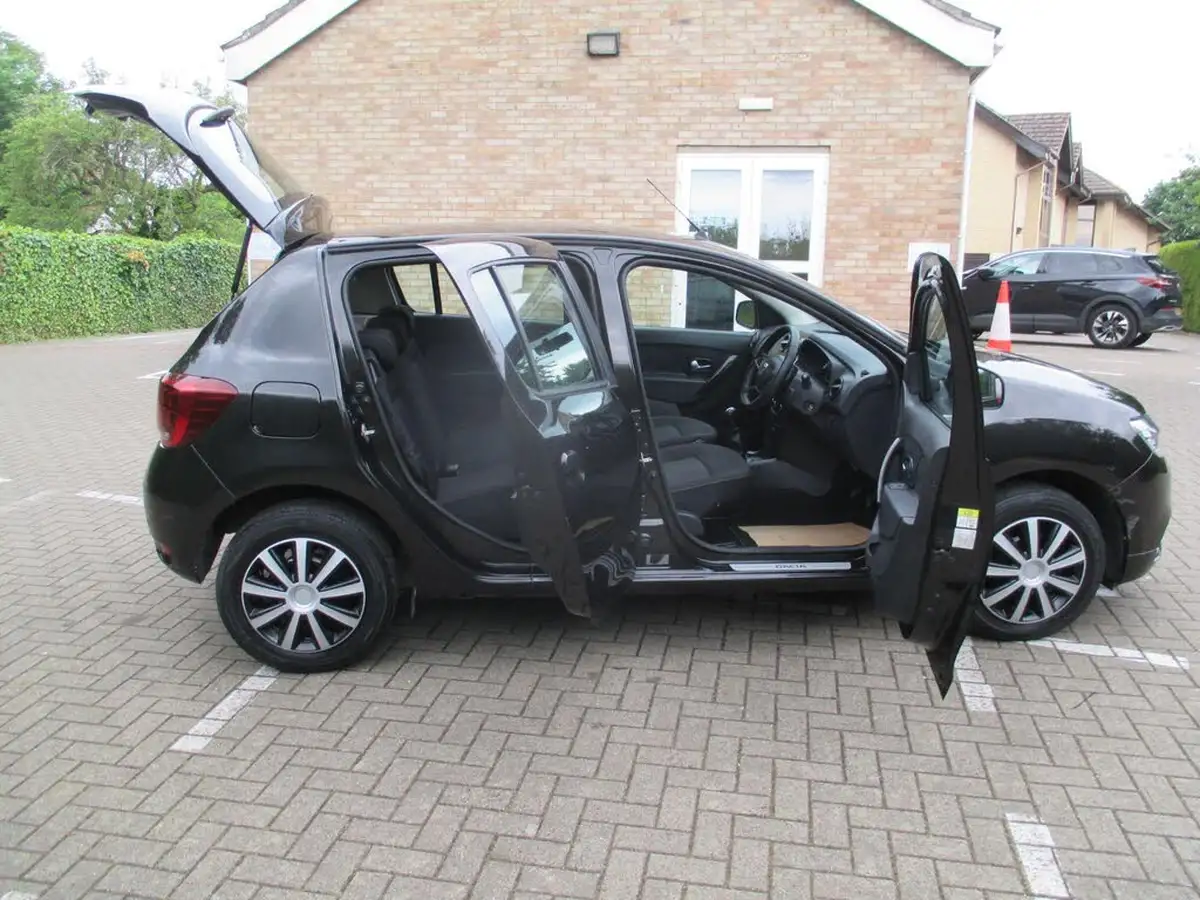 2019-dacia-sandero-10-sce-comfort-big-8