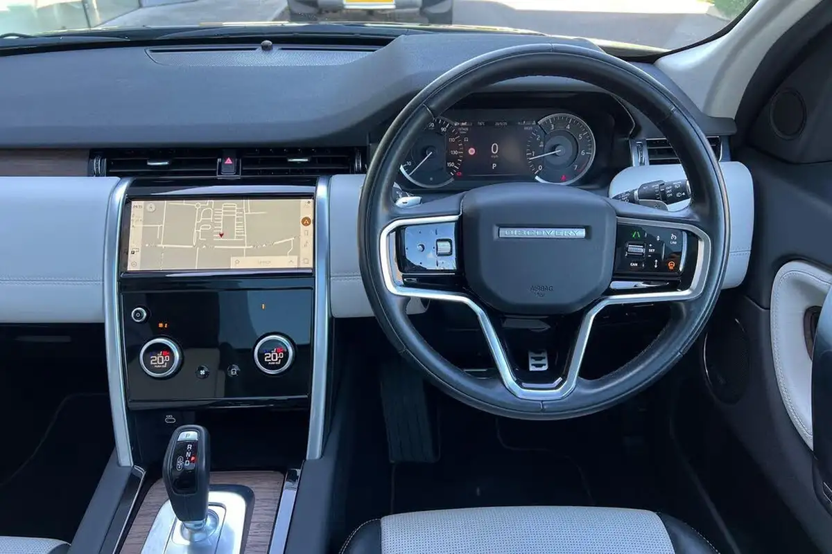 2022-land-rover-discovery-sport-20-p250-r-dynamic-hse-big-32