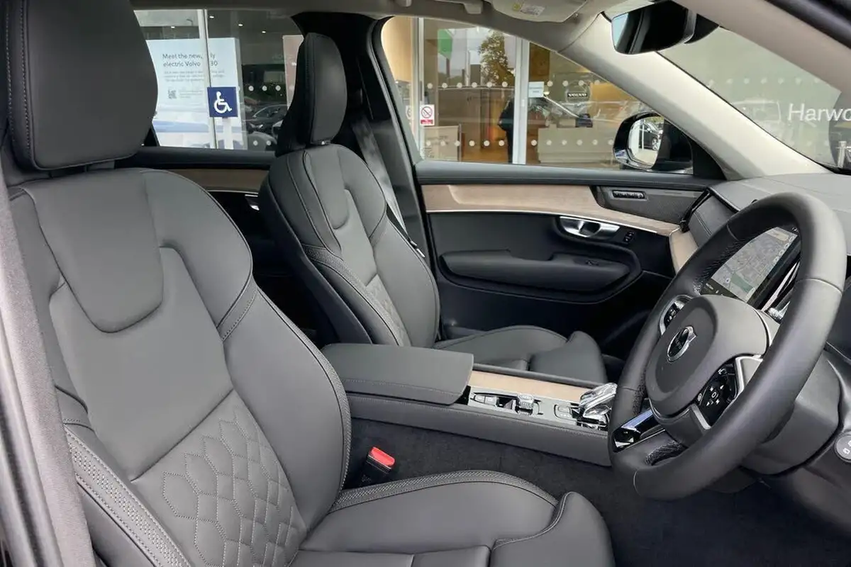 2025-volvo-xc90-20-b5-plus-big-27