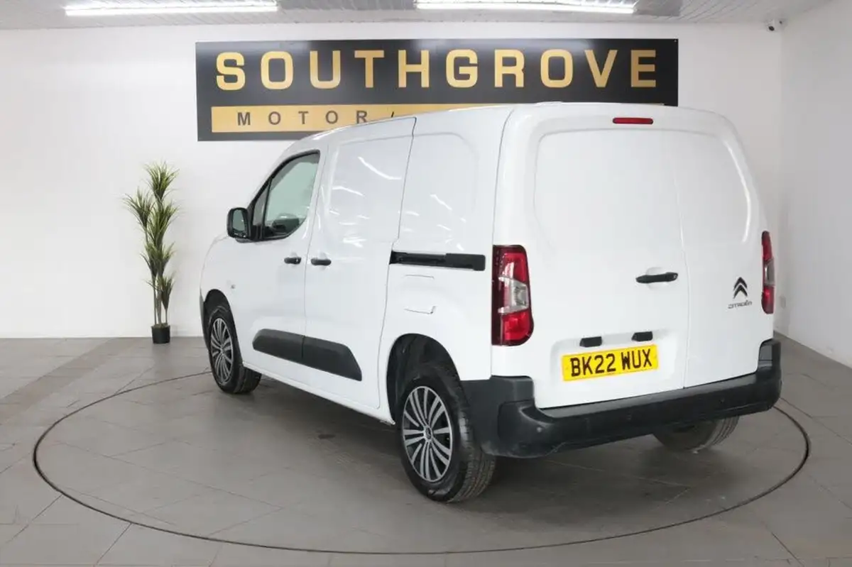 2022-citroen-berlingo-15bluehdi-1000-enterprise-pro-100pseu6d-big-3